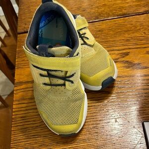 Kids OnCloud sneakers